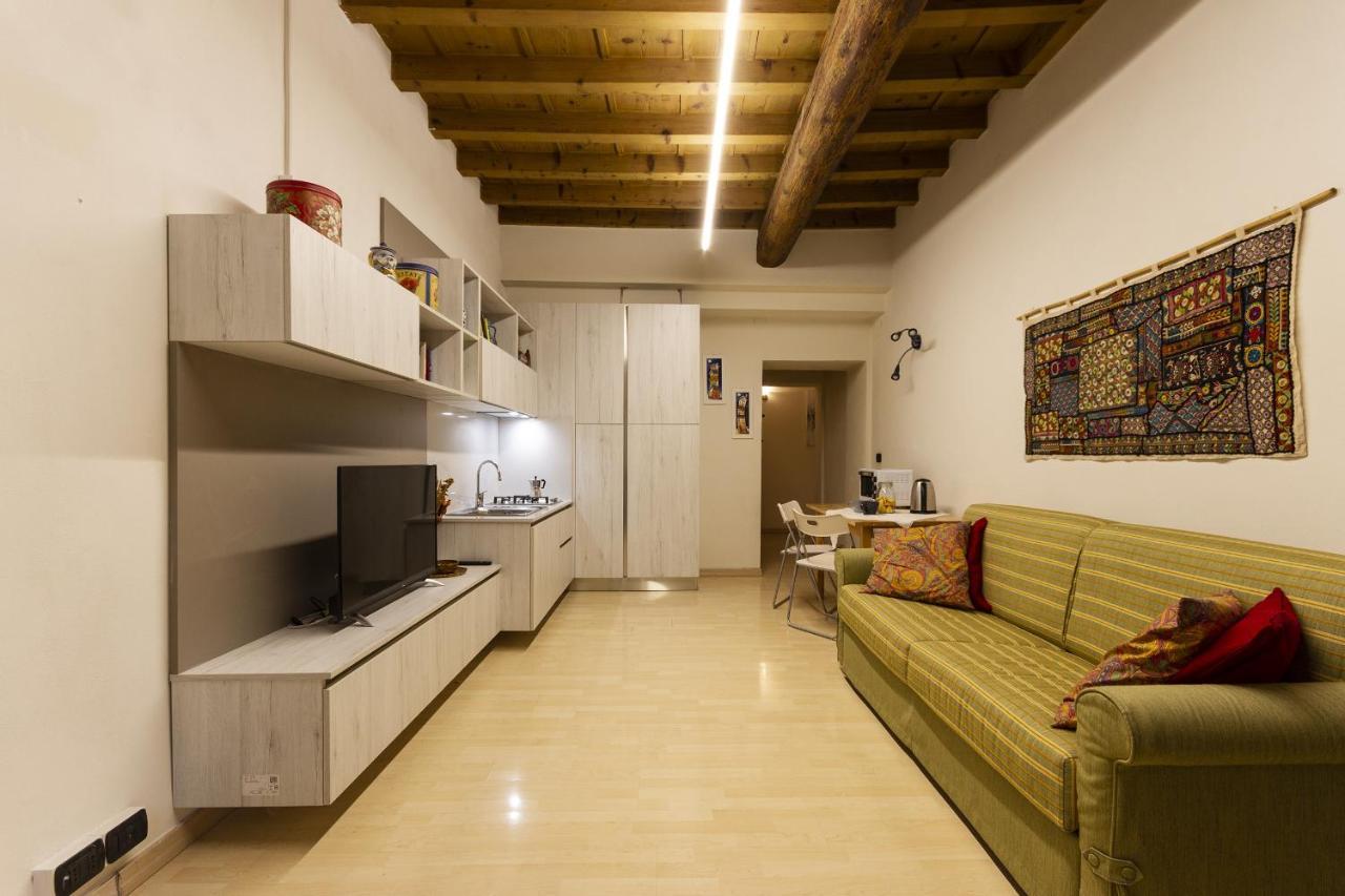 Garden Apartment - Smart Holiday Mantova Exterior photo